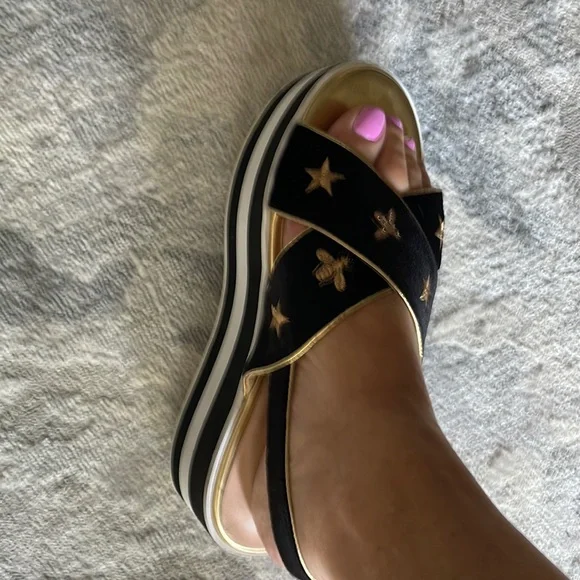 Gucci Black Velvet Platform Sandals Size 38